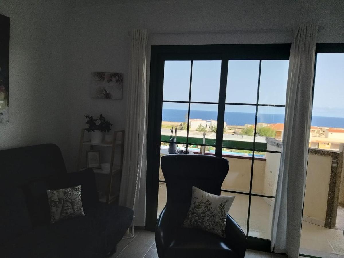Neu renoviertes, hübsches und gemütliches Appartement mit Balkon und Meerblick Costa De Antigua Exterior foto